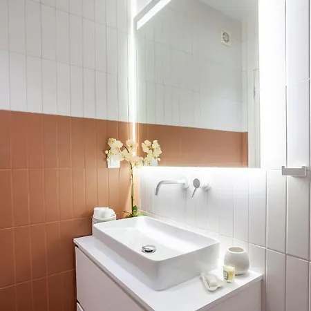 Habitat 29 C Apartment